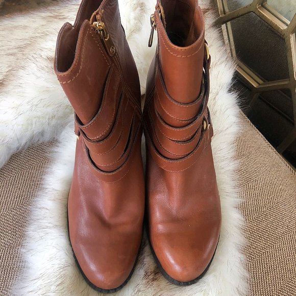 Adrienne Vittadini Tan Heel Booties - Picture 2 of 3